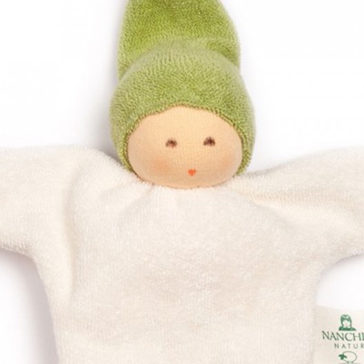 Muñeco Nucki de algodón orgánico verde con cascabel - LIQUIDACIÓN