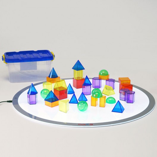 Formas Geométricas Translúcidas 3D