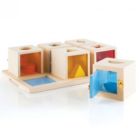 Peekaboo - caixes de fusta amb pany i formes ensartables