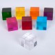 Cubos de percepción - 8 dados de metacrilato transparentes con colores del arco iris