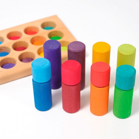 Cilindros encajables de madera colores arco iris - juego de clasificación