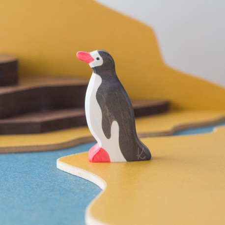pinguino animal de madera.jpg