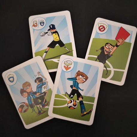 Los Futbolísimos Campo 4 - táctico juego de cartas para 2-4 futbolistas