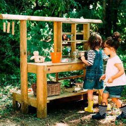 Cocinita de madera para exterior Discovery Mud Pie