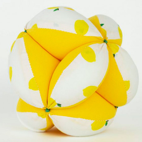 Pelota Montessori Triángulos Topos Rojo - pelota de tela
