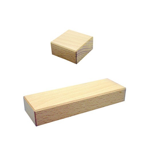 18 ladrillos y bloques rectangulares de madera de construcción