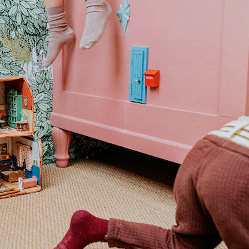 Pequeña Puerta de Ratón DIY - La casa de los Ratones