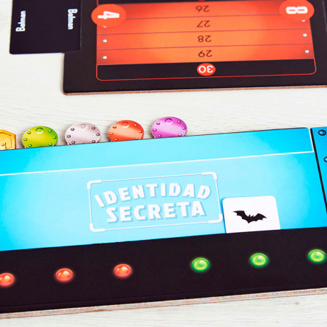 Identidad Secreta - perspicaz juego de comunicación para 3-8 jugadores