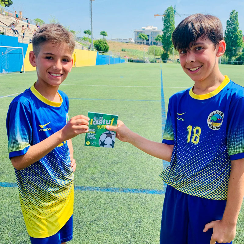 Lastuf FUTBOL - joc de cartes per a 2-4 futbolers