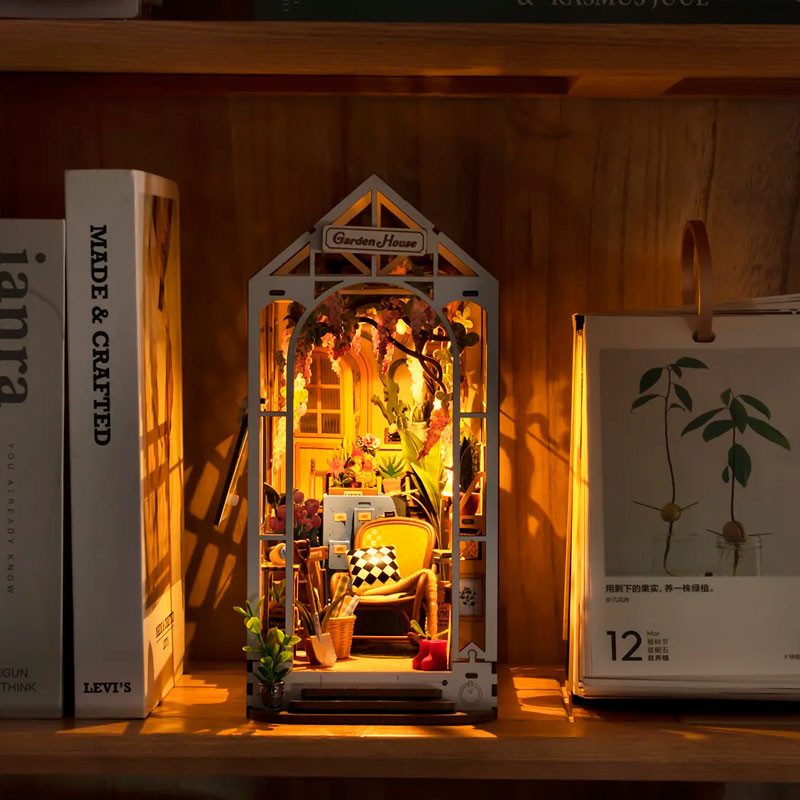 Holiday Garden House - Soporte de libros creativo 3D (DIY)