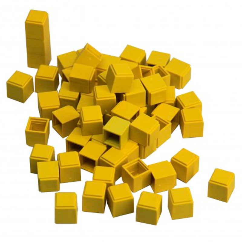 Cubos amarillos de unidades hechos de RE-Plastic.