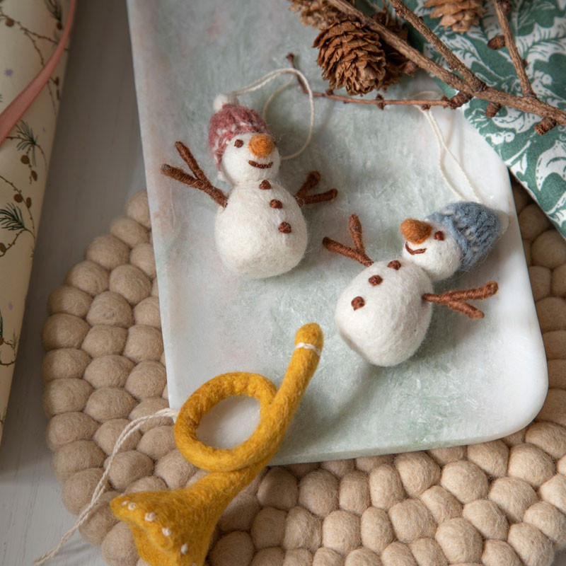 3 Muñecos de Nieve de Fieltro para colgar - Decoración Navideña Gry&Sif