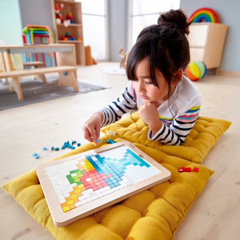 Caixa del joc Digital Starter: Joc de Píxels de HABA Education amb tauler i peces de colors