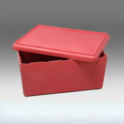 Caja con tapa roja