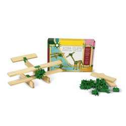 Set Join Clips con caja ilustrada, tablillas de madera natural y clips verdes que forman un avión de juguete montado.